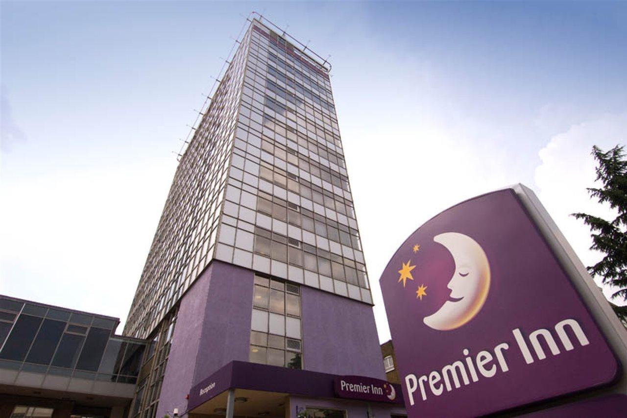 Premier Inn London Hammersmith Exterior photo