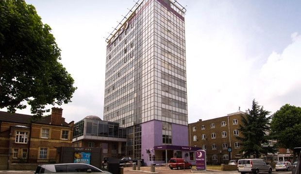 Premier Inn London Hammersmith Exterior photo